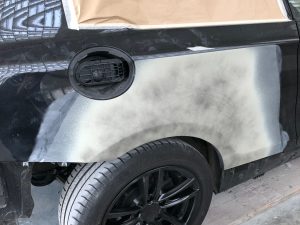 Spachtel und Füller